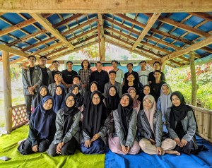 Memupuk rasa keanekaragaman gaya bahasa serta Mempererat persaudaraan sesama mahasiswa BSA melalui "Muaskar Lughah"